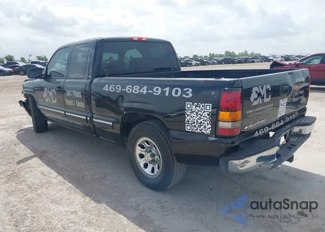 2000 Chevrolet Silverado C1500 z USA, uszkodzony, nr VIN 2GCEC19T0Y1368923